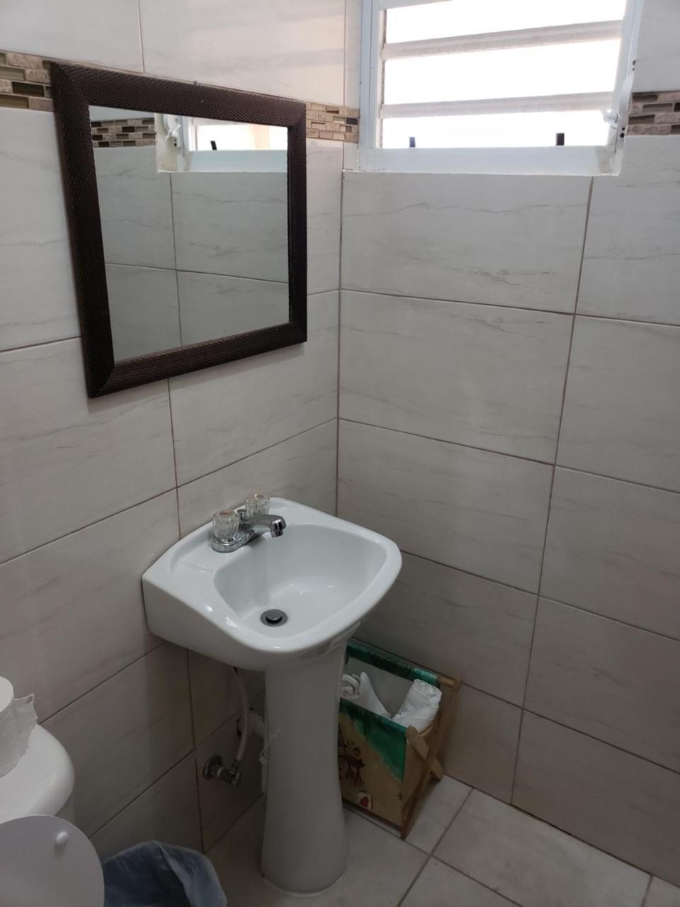 Jardin Del Mar Guesthouse Hatillo Eksteriør bilde